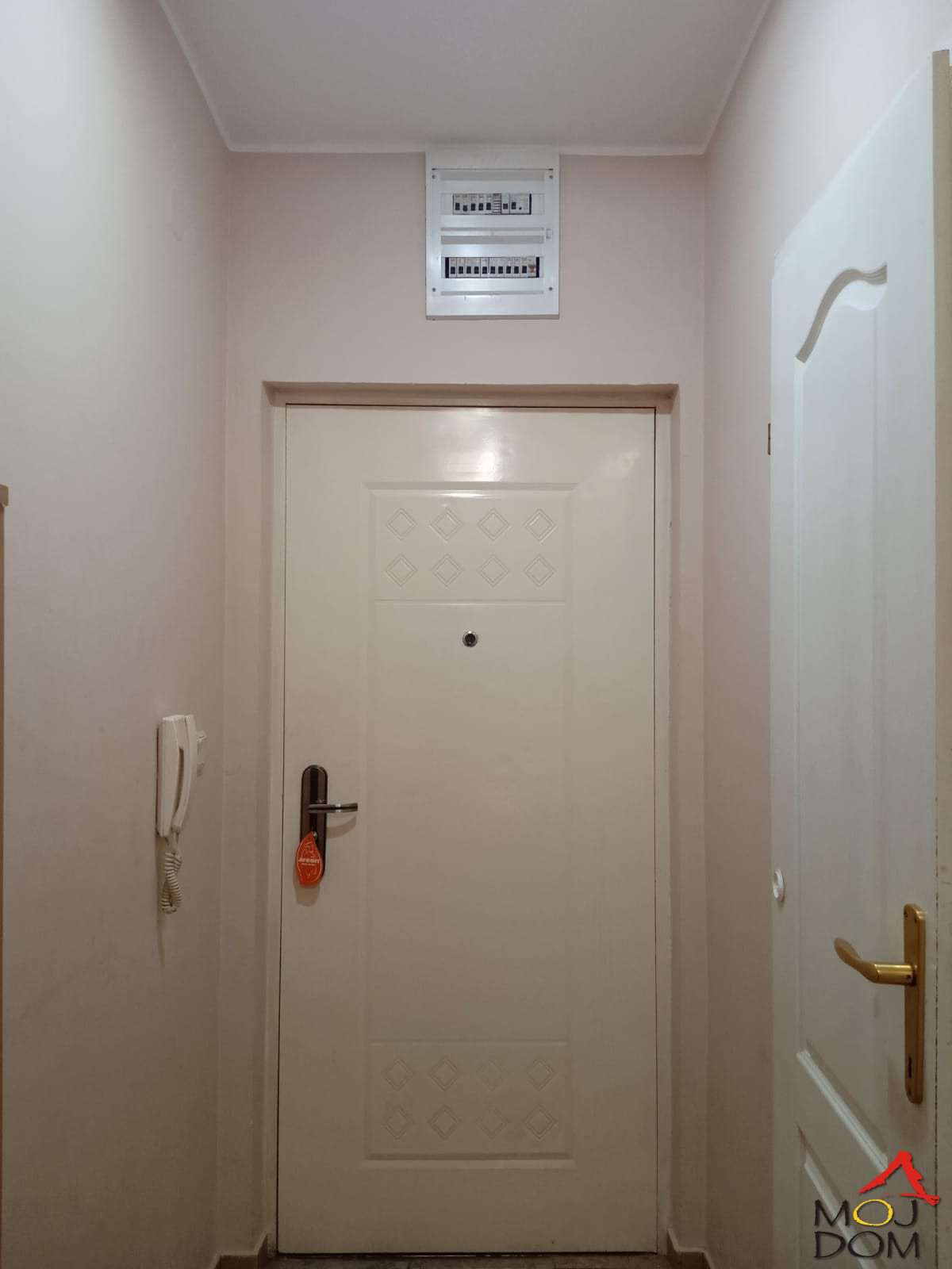 Stan,NOVI SAD,BULEVAR,kv: 34, € 101970, ID: 1029069 9