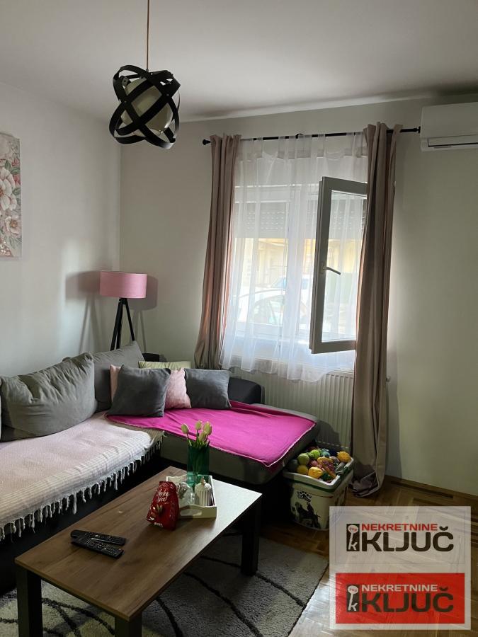 ADICE, 52m2 plus terasa, Troiposoban, Namešten 5