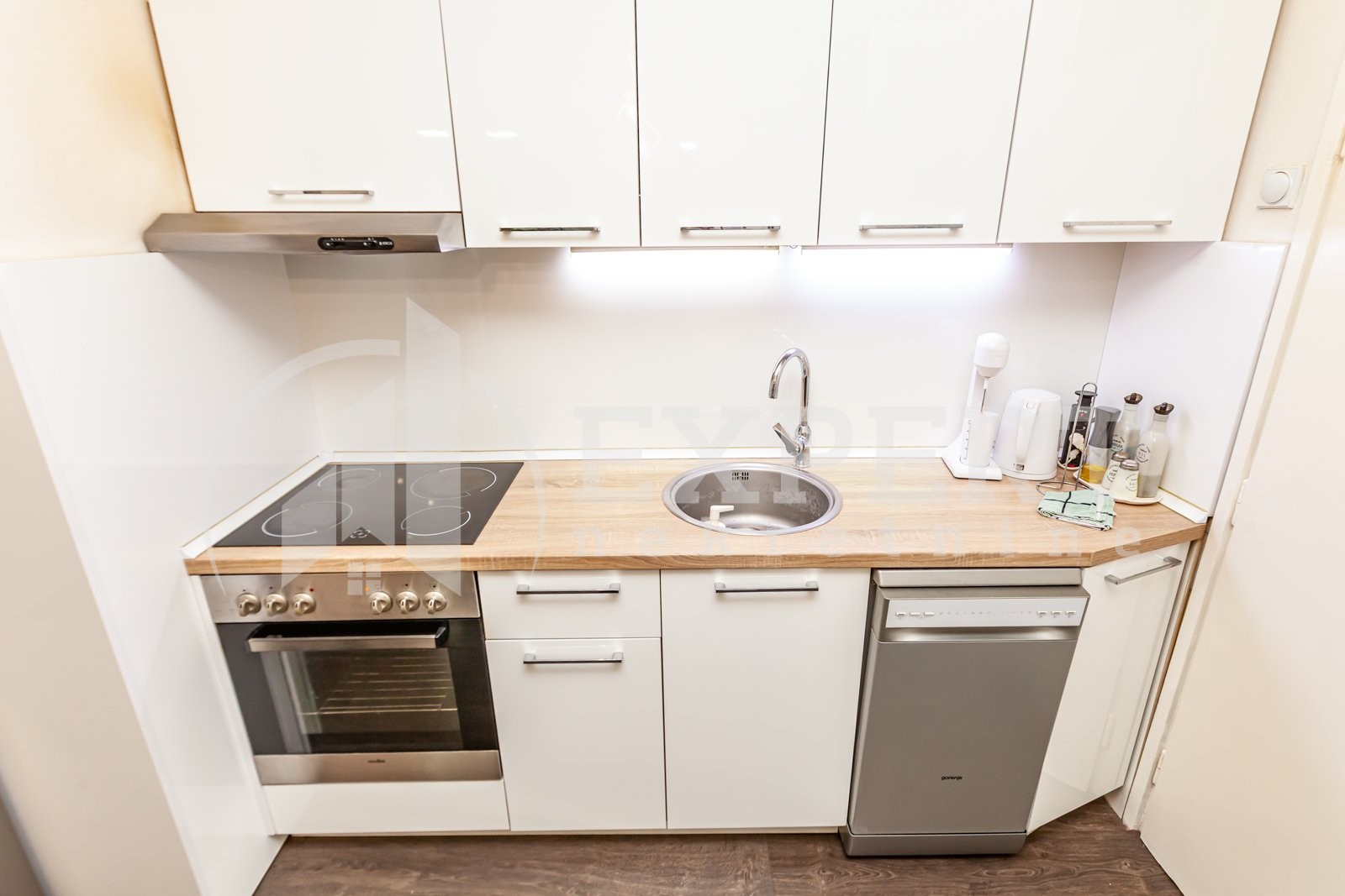 Dvosoban stan, 80 m2, Centar, Obilićev venac ID: p-012523 7