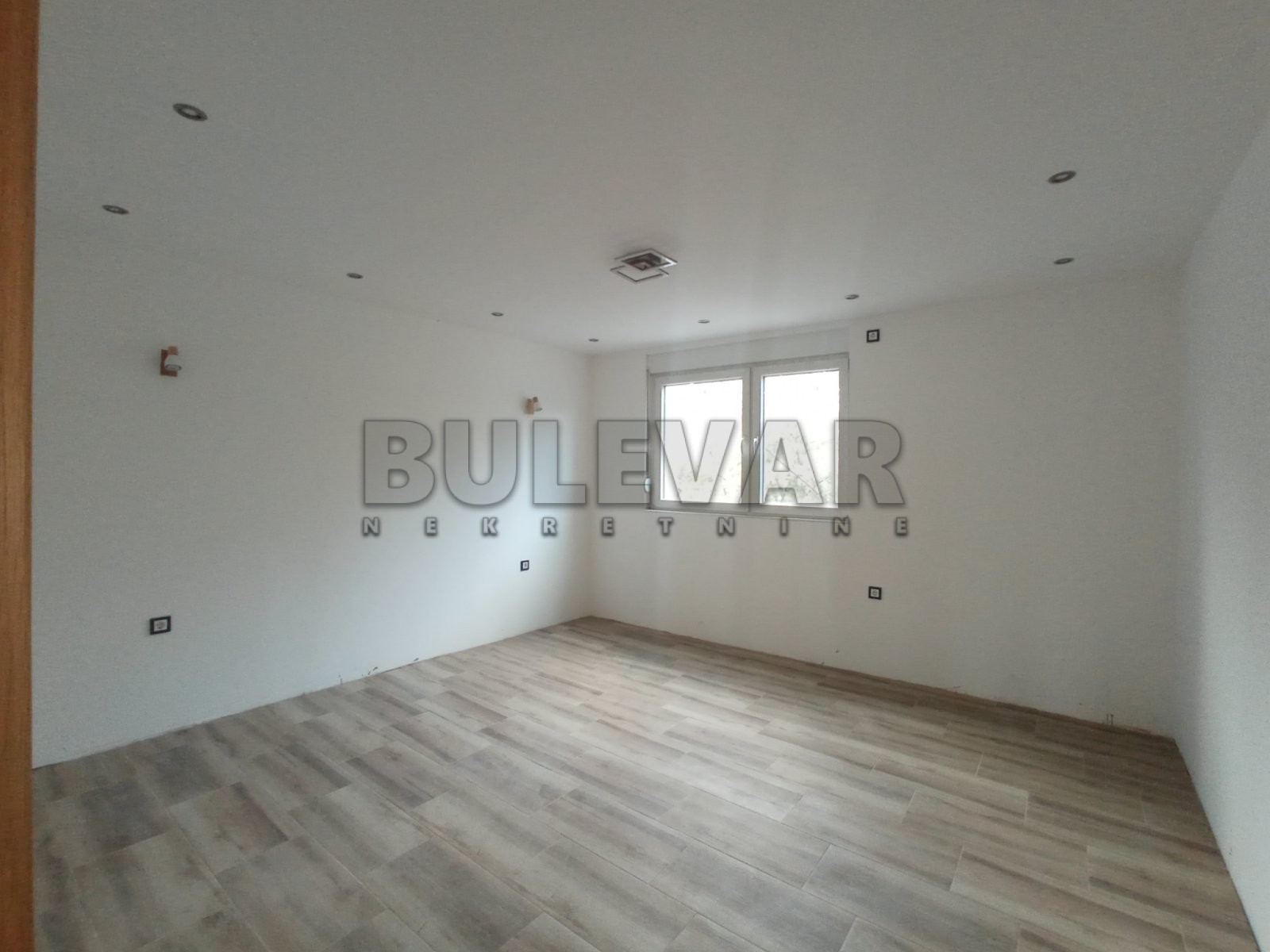 Lokal, 80 m2, Palilula, Vojvode Gojka ID: i-012526 2