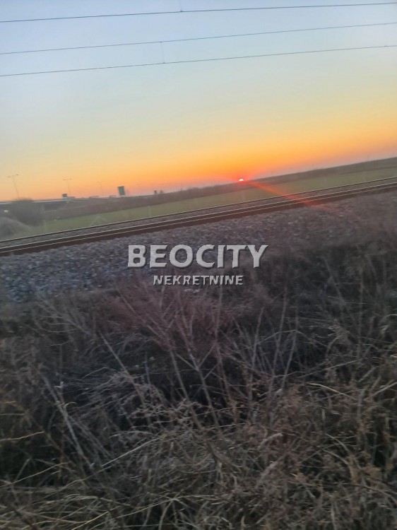 Plac, Batajnica ID: 113472 3