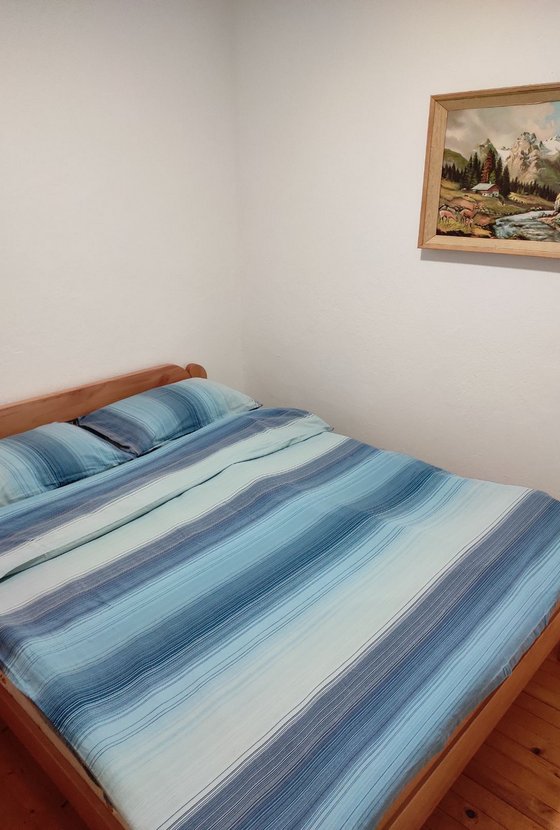 Prodajem vikendicu na jezeru Perucan na Tari 4