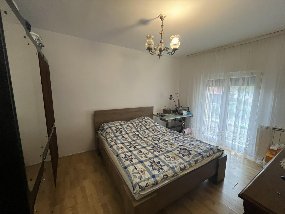 Vertikala, površine 120m2 u naselju Strelište 6