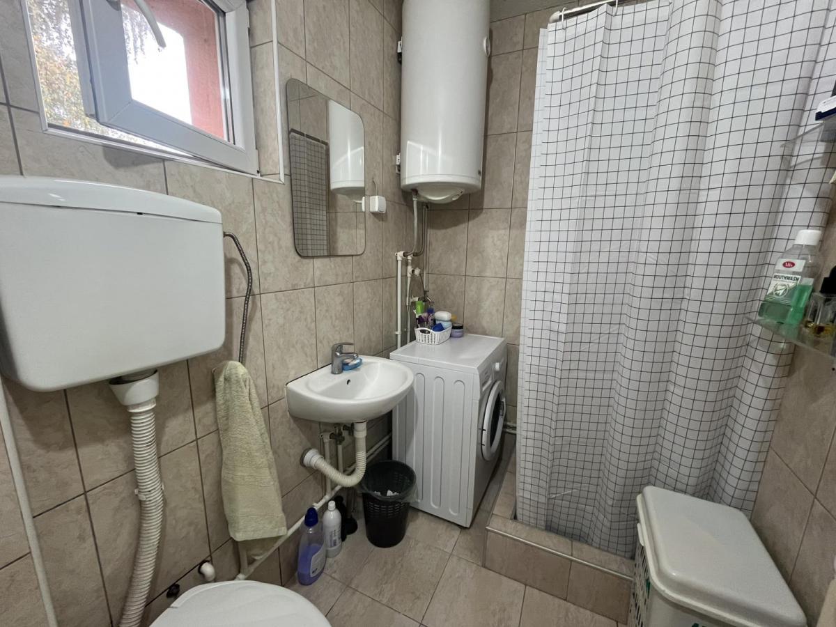 Vertikala, površine 120m2 u naselju Strelište 15