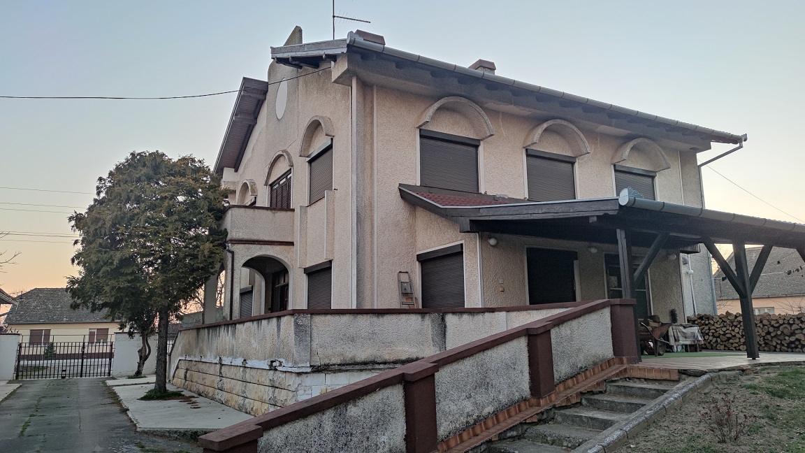 Prodajem LUX kucu sa imanjem kod Sombora 2
