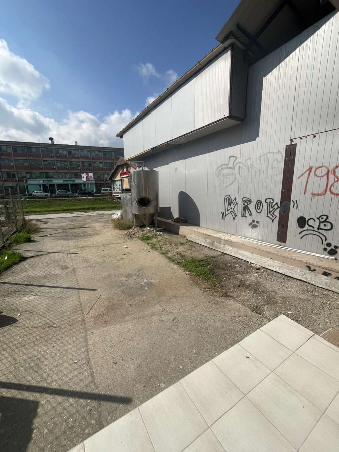 Stambeno - poslovni prostor u centru Jagodine 25