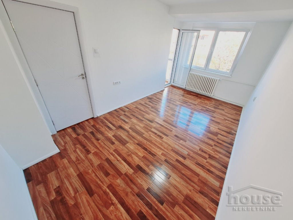 Stan,NOVI SAD,BULEVAR 40m2,93200€ , ID: 1062563 2