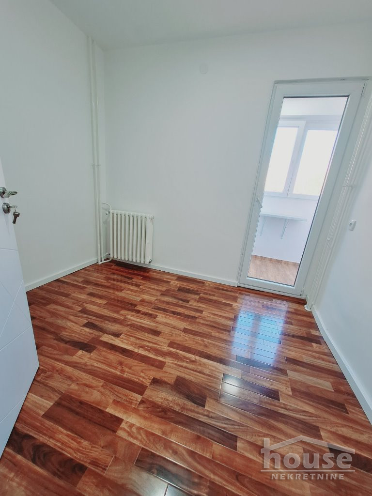 Stan,NOVI SAD,BULEVAR 40m2,93200€ , ID: 1062563 11