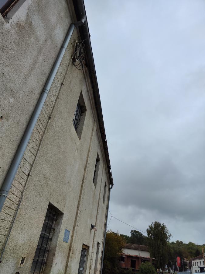 Bivši ŽITOMLIN u Rekovcu na prodaji 10