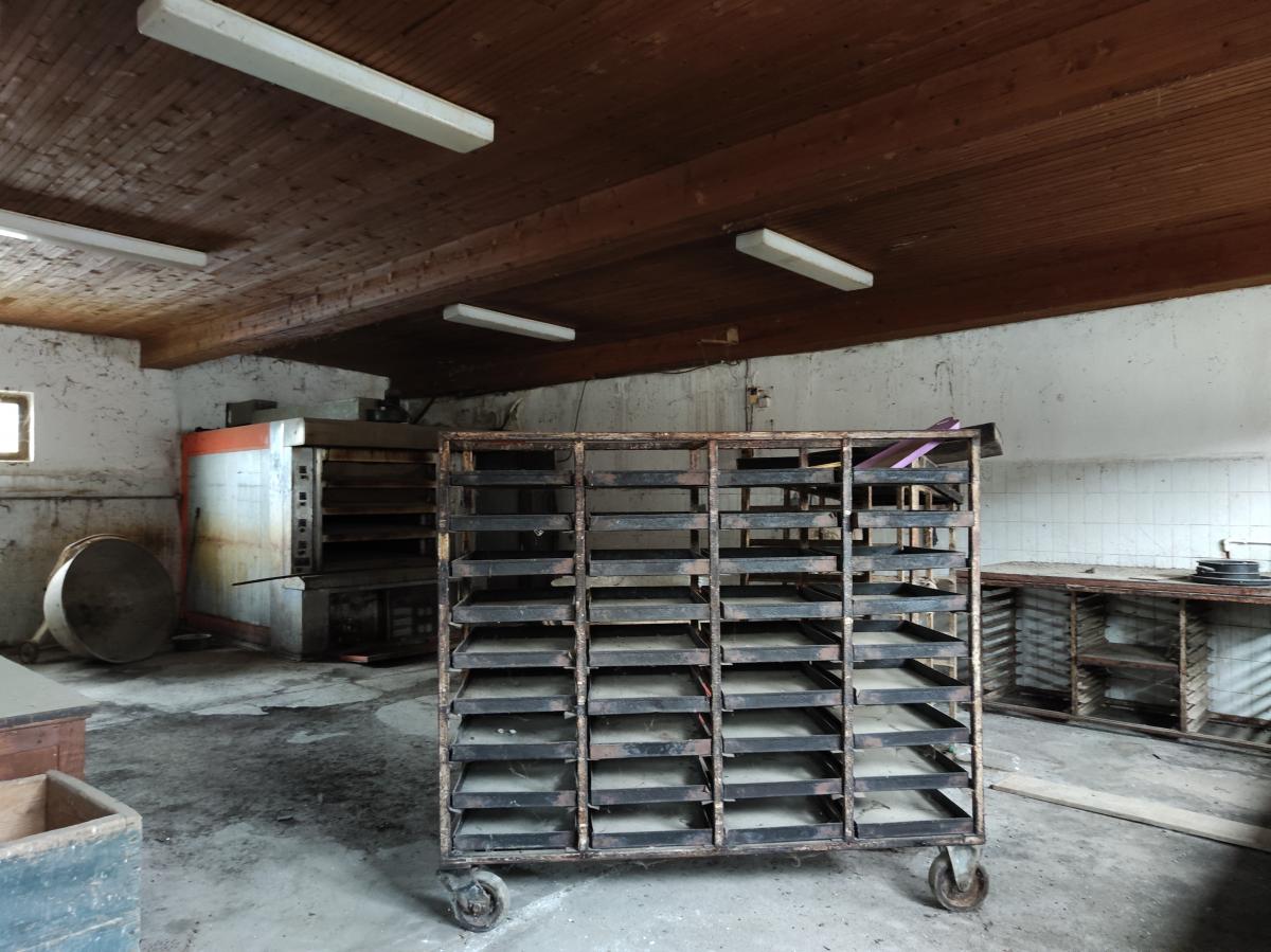 Bivši ŽITOMLIN u Rekovcu na prodaji 40