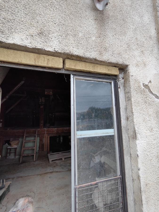 Bivši ŽITOMLIN u Rekovcu na prodaji 24