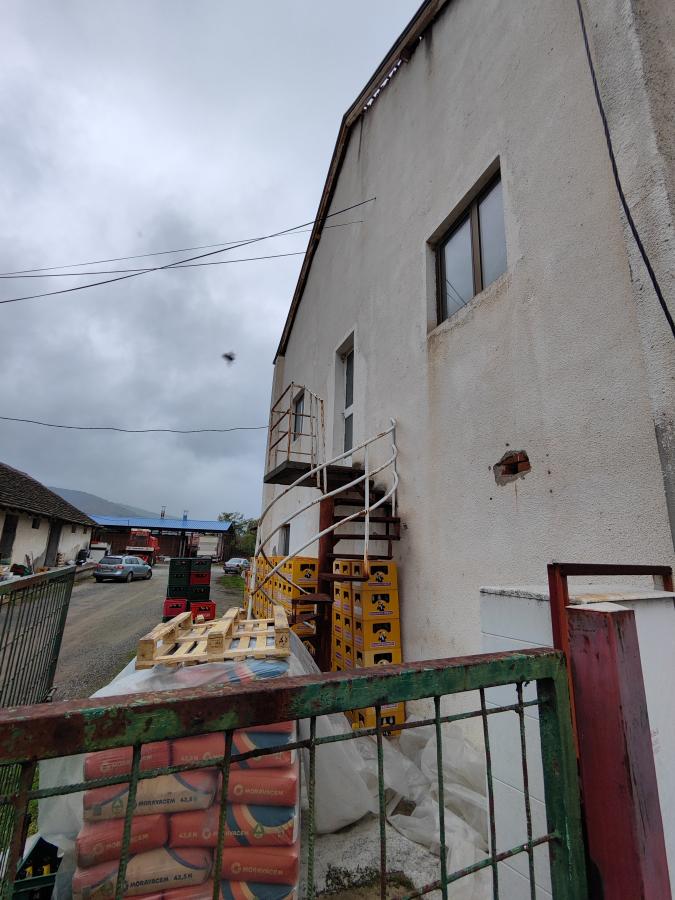 Bivši ŽITOMLIN u Rekovcu na prodaji 27