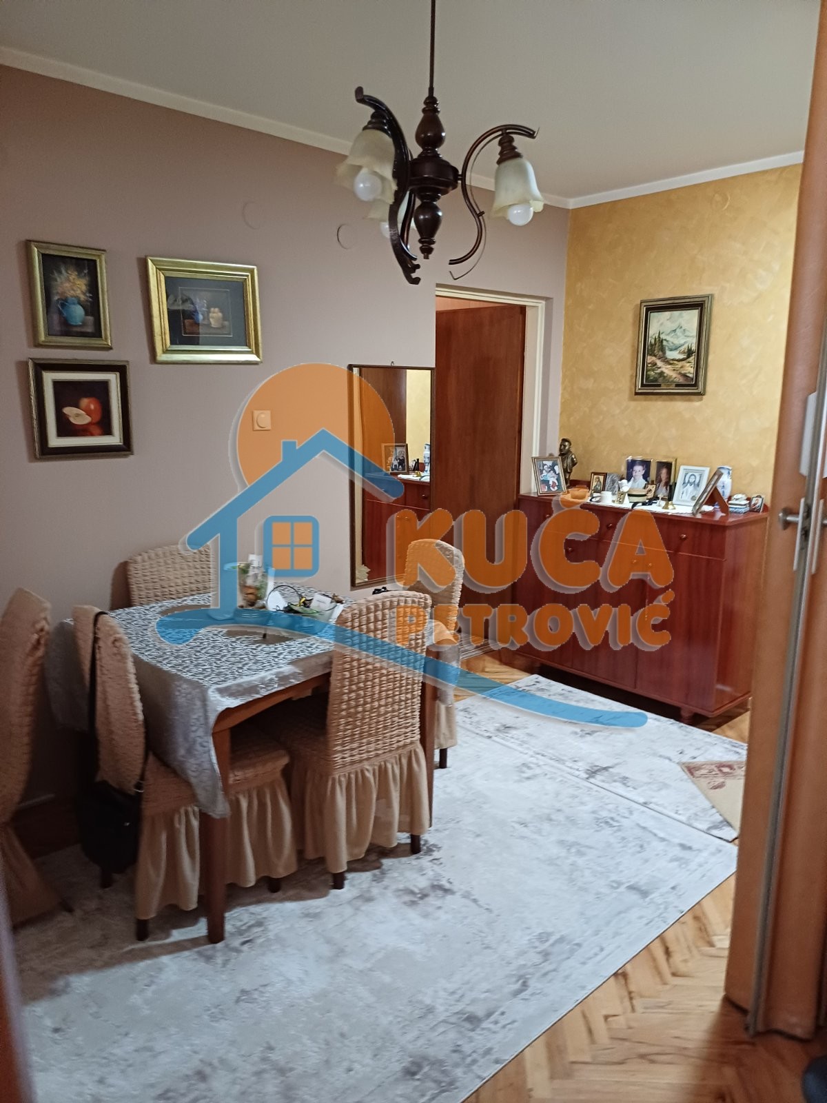 Trosoban stan, 72 m2, Centar, Oblačića Rada ID: i-012565 6
