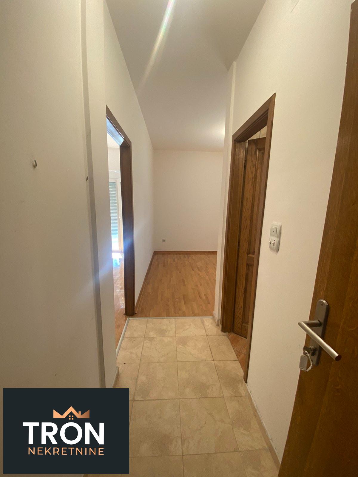 Jednosoban stan kod Opštine 42m2 5