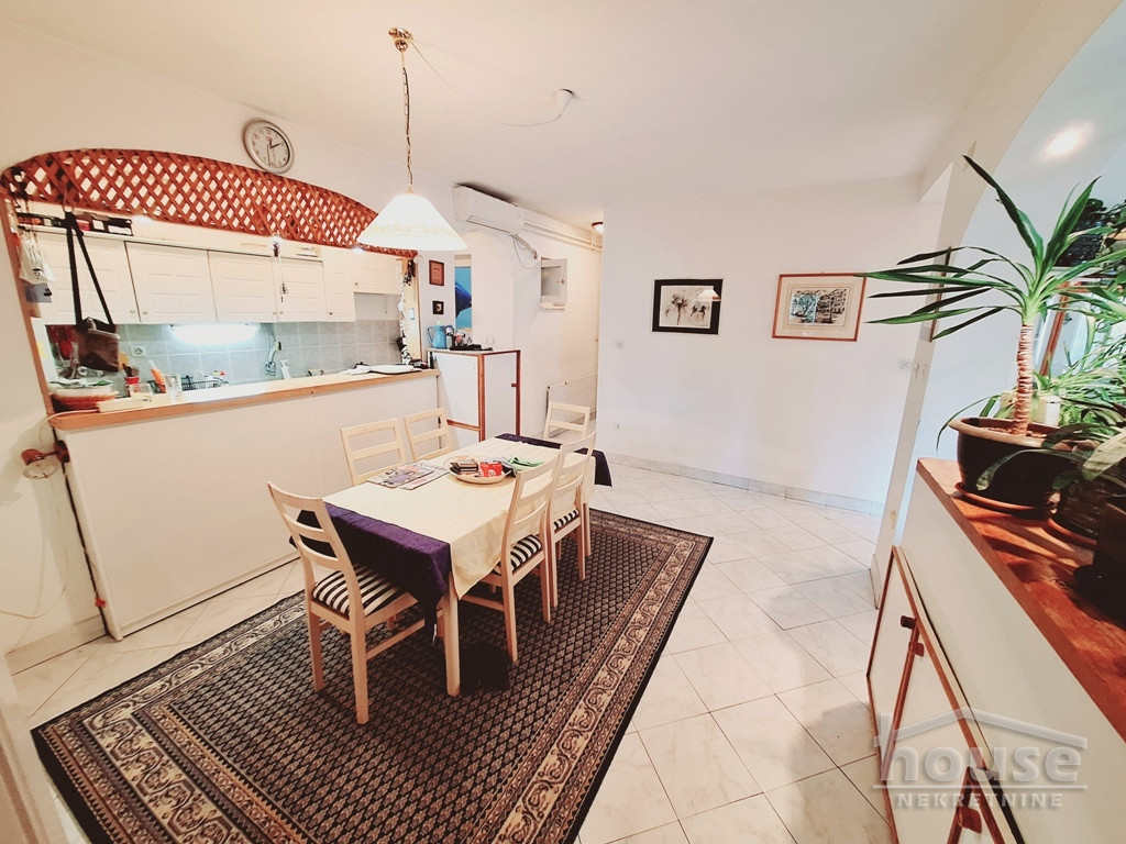 Stan,NOVI SAD,CENTAR 83m2,309000€ , ID: 1062553 9