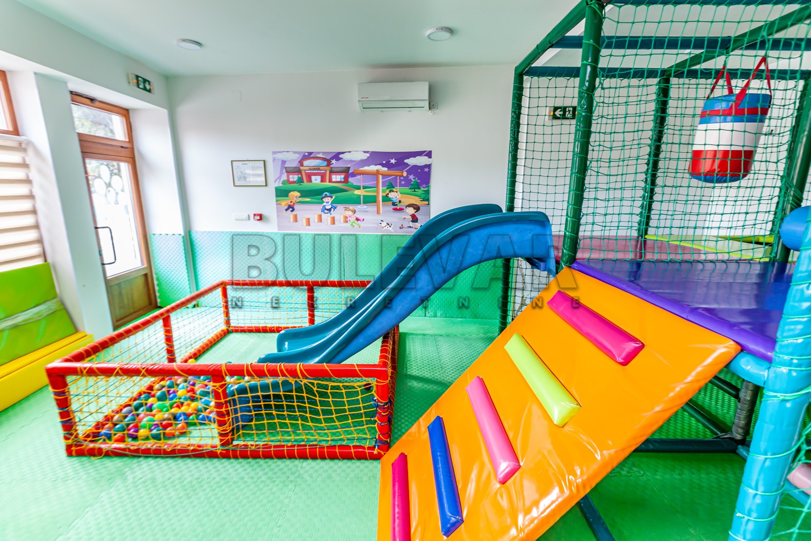 Lokal, 650 m2, Krste Tošića ID: p-012547 19