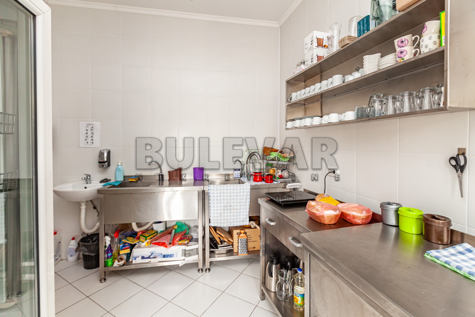 Lokal, 650 m2, Krste Tošića ID: p-012547 26