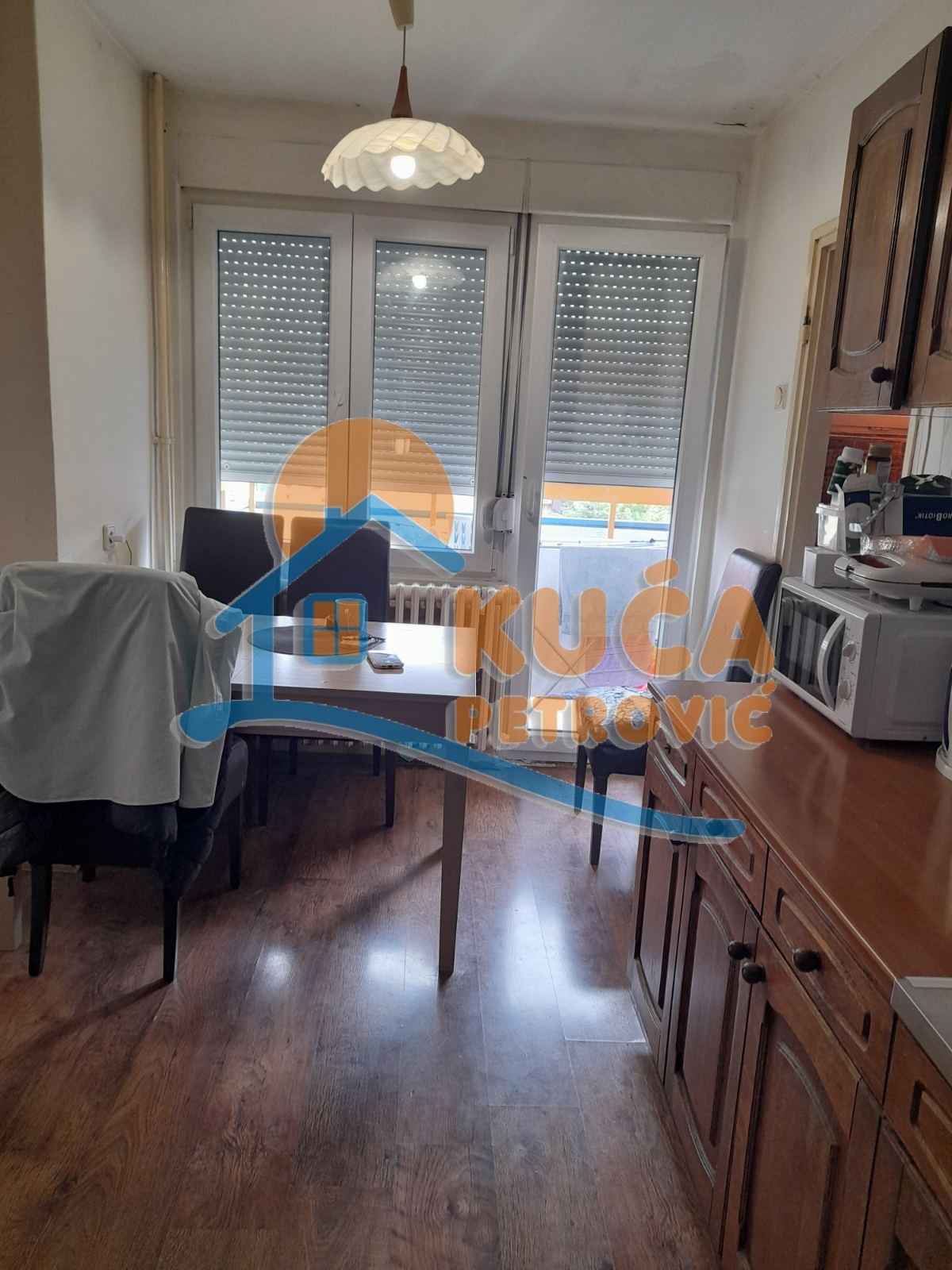 Trosoban stan, 70 m2, Ćele kula, Prvomajska ID: p-012558 1