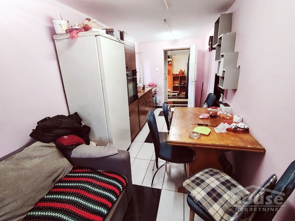 Kuca,GLOŽAN,ŠIRI CENTAR137m2,46350€ , ID: 3046399 11