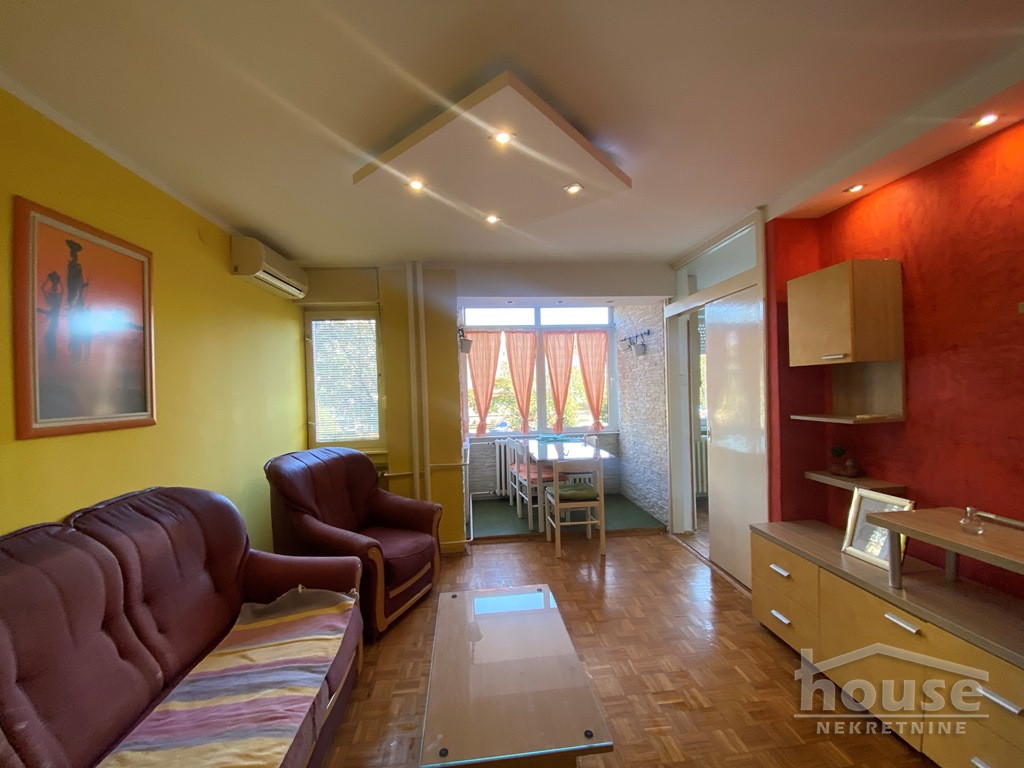 Stan,NOVI SAD,BULEVAR 50m2,123600€ , ID: 1062376 11