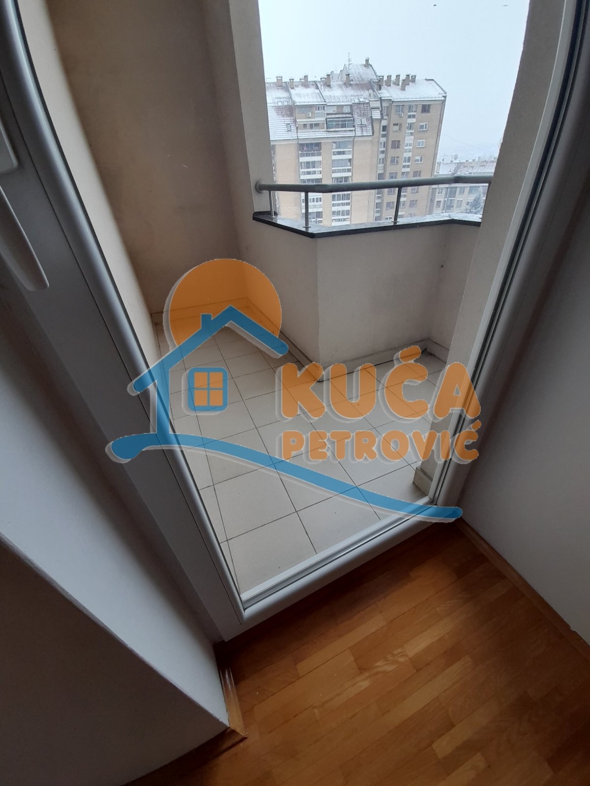 Dvosoban stan, 74 m2, Čair, Cara Dušana ID: i-02245 7