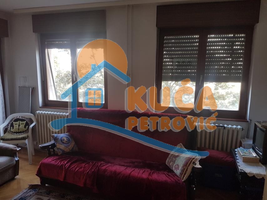 Trosoban stan, 78 m2, Čair, Rajićeva ID: i-012594 11