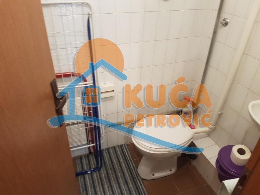 Trosoban stan, 78 m2, Čair, Rajićeva ID: i-012594 14