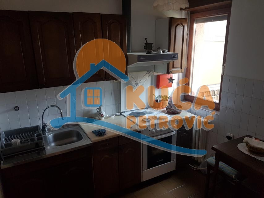 Trosoban stan, 78 m2, Čair, Rajićeva ID: i-012594 6