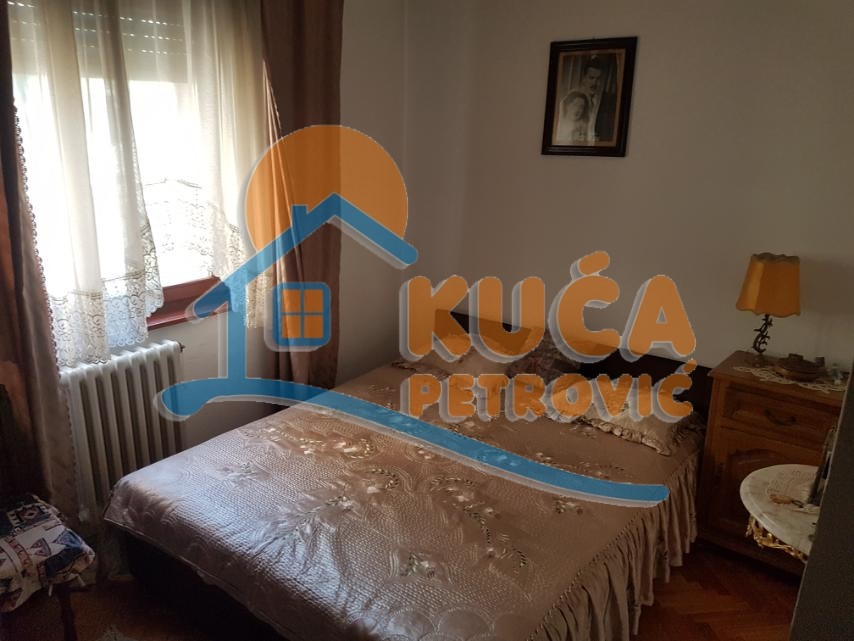 Trosoban stan, 78 m2, Čair, Rajićeva ID: i-012594 8