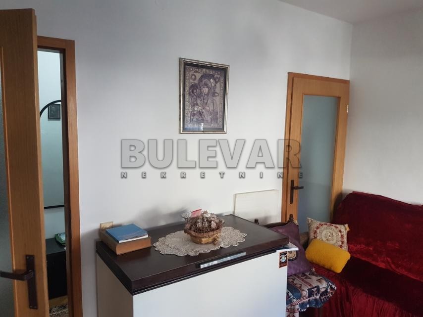 Trosoban stan, 78 m2, Čair, Rajićeva ID: i-012594 12