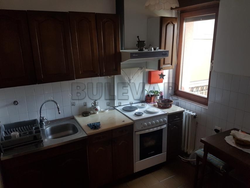 Trosoban stan, 78 m2, Čair, Rajićeva ID: i-012594 6