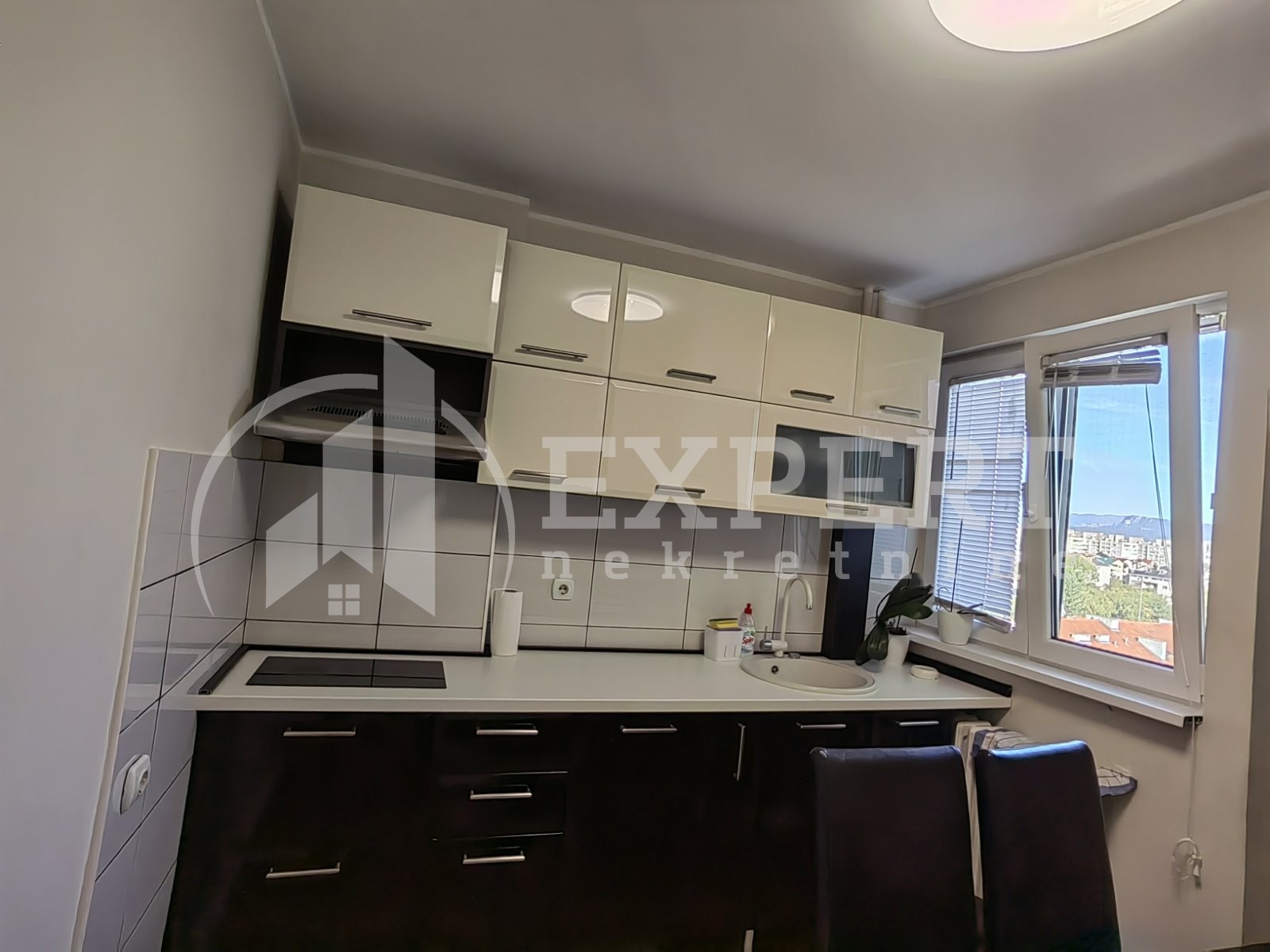 Dvosoban stan, 57 m2, Medicinski fakultet, Bulevar dr Zorana ID: i-012598 3