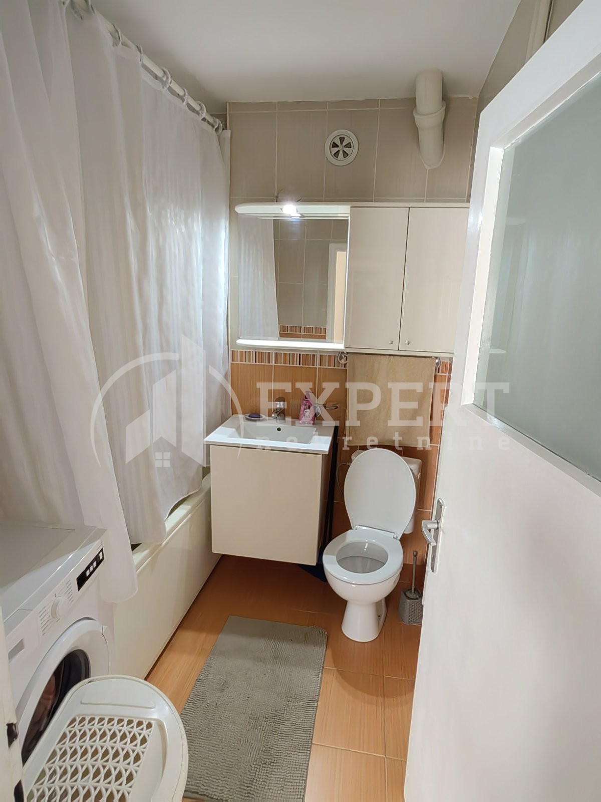 Dvosoban stan, 57 m2, Medicinski fakultet, Bulevar dr Zorana ID: i-012598 8