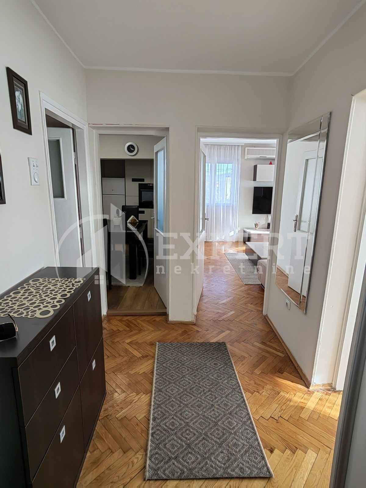 Dvosoban stan, 57 m2, Medicinski fakultet, Bulevar dr Zorana ID: i-012598 9