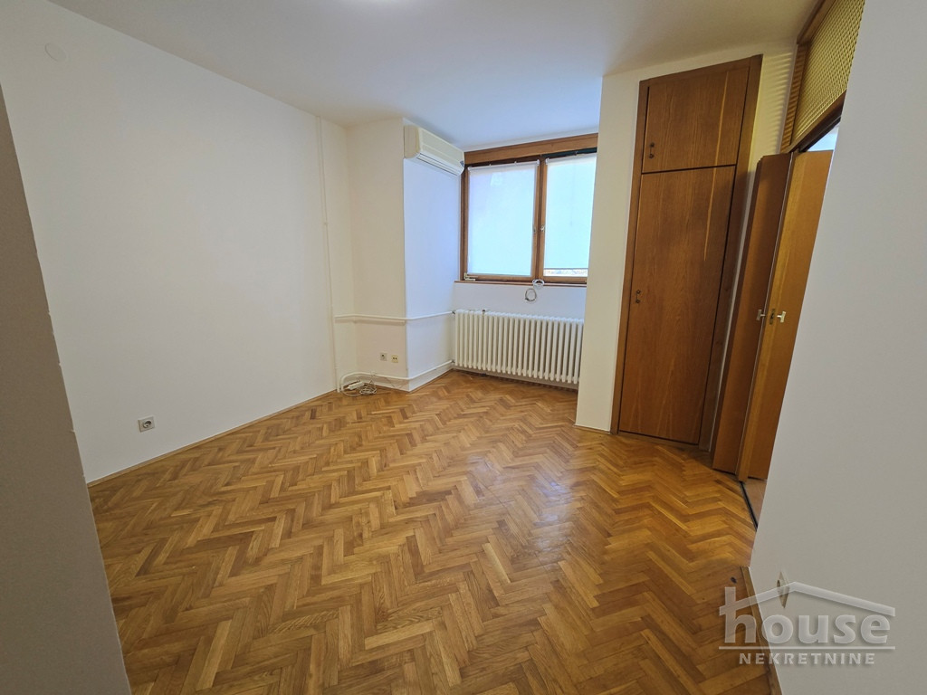 Stan,NOVI SAD,CENTAR 38m2,115460€ , ID: 1062005 1