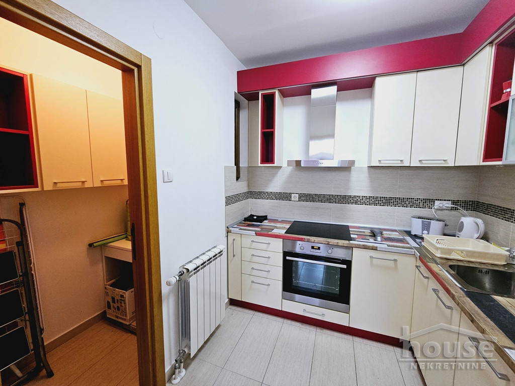 Stan,NOVI SAD,CENTAR 44m2,174000€ , ID: 1062635 11