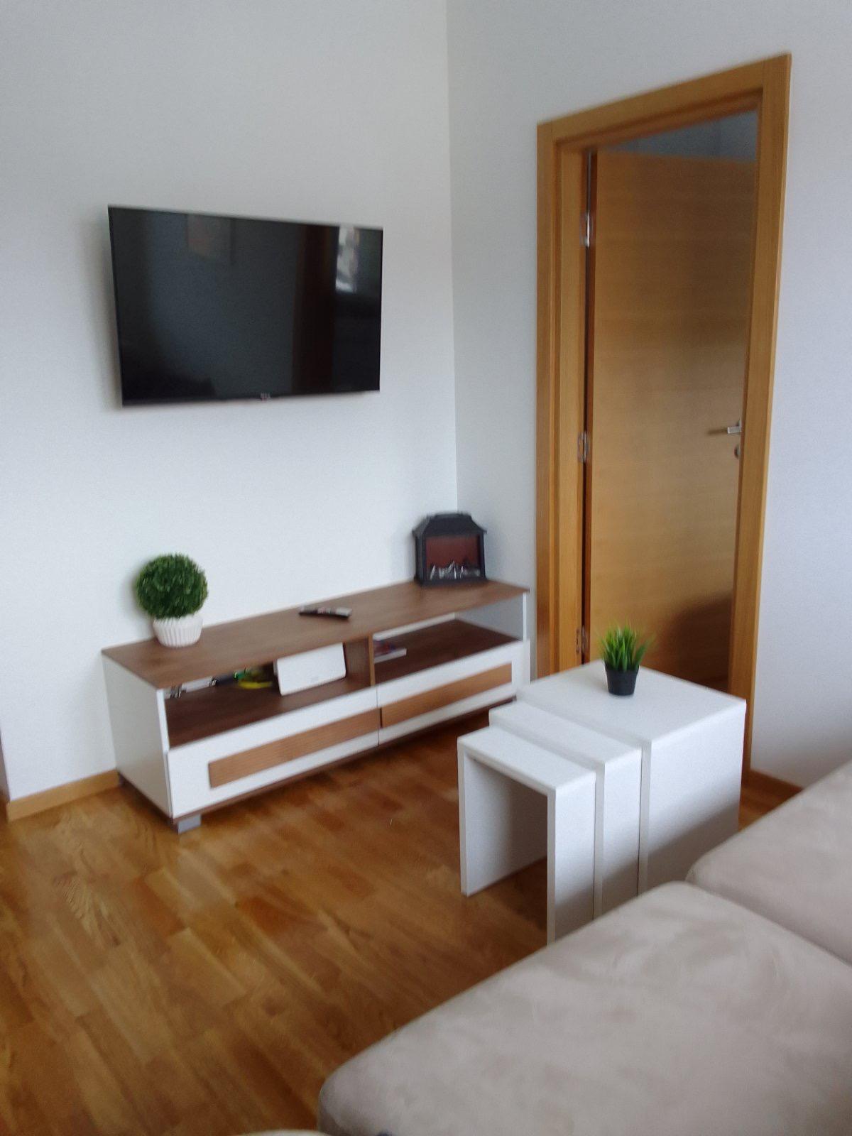 Stan 33m2 na Zlatiboru blizu centra i jezera 5