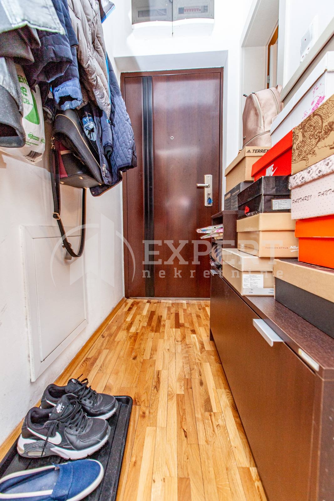 Jednosoban stan, 25 m2, Crveni Pevac, Cara Dušana ID: i-03292 7