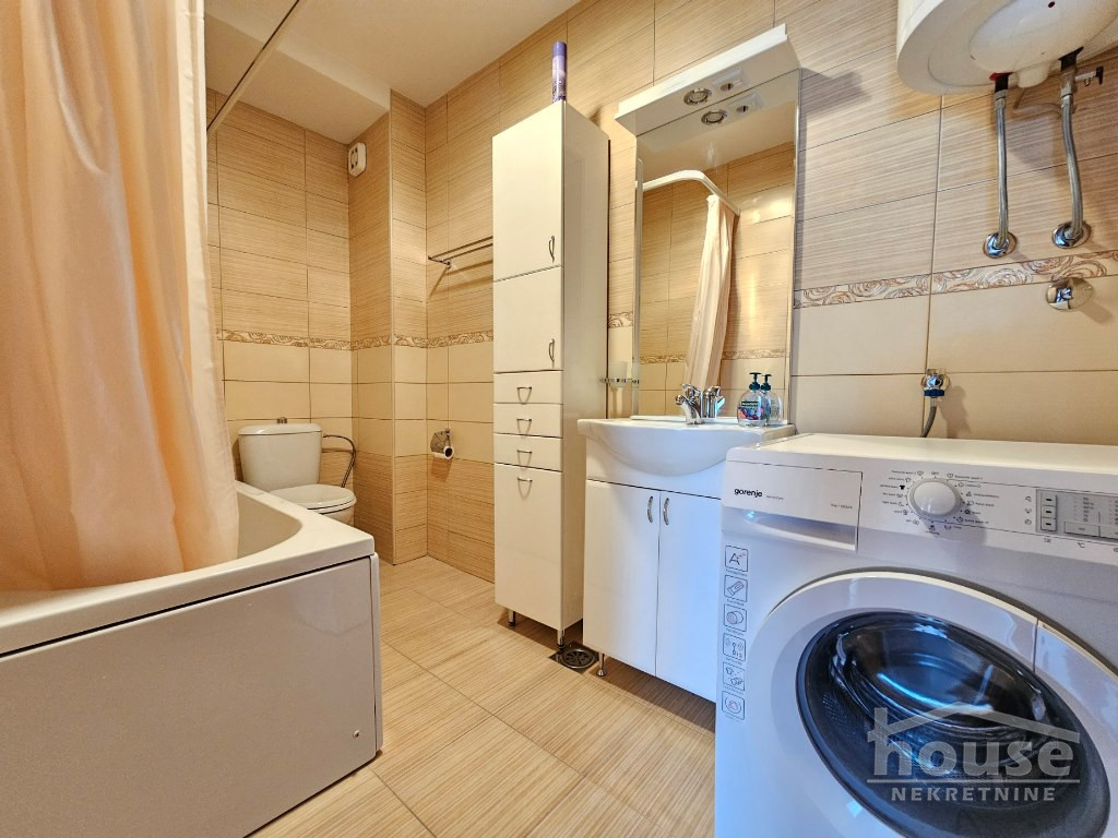 Stanovi,NOVI SAD,BULEVAR 78m2,850€ , ID: 9116743 19