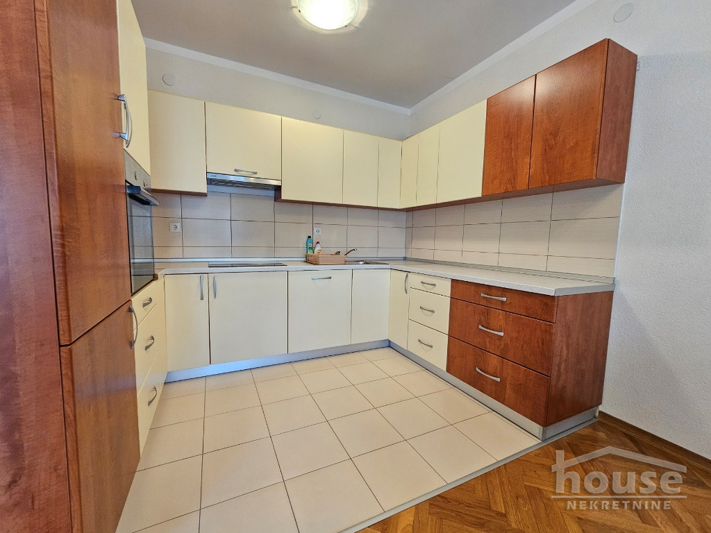 Stanovi,NOVI SAD,BULEVAR 78m2,850€ , ID: 9116743 6