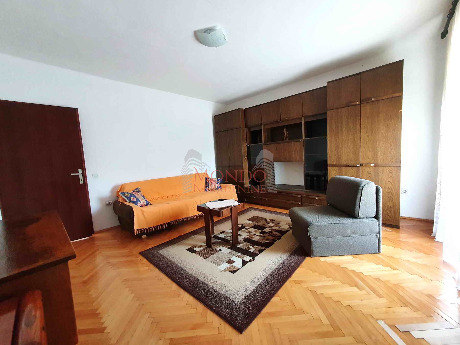 Trosoban stan u naselju b. bjegović, sa troškovima, Niš 4