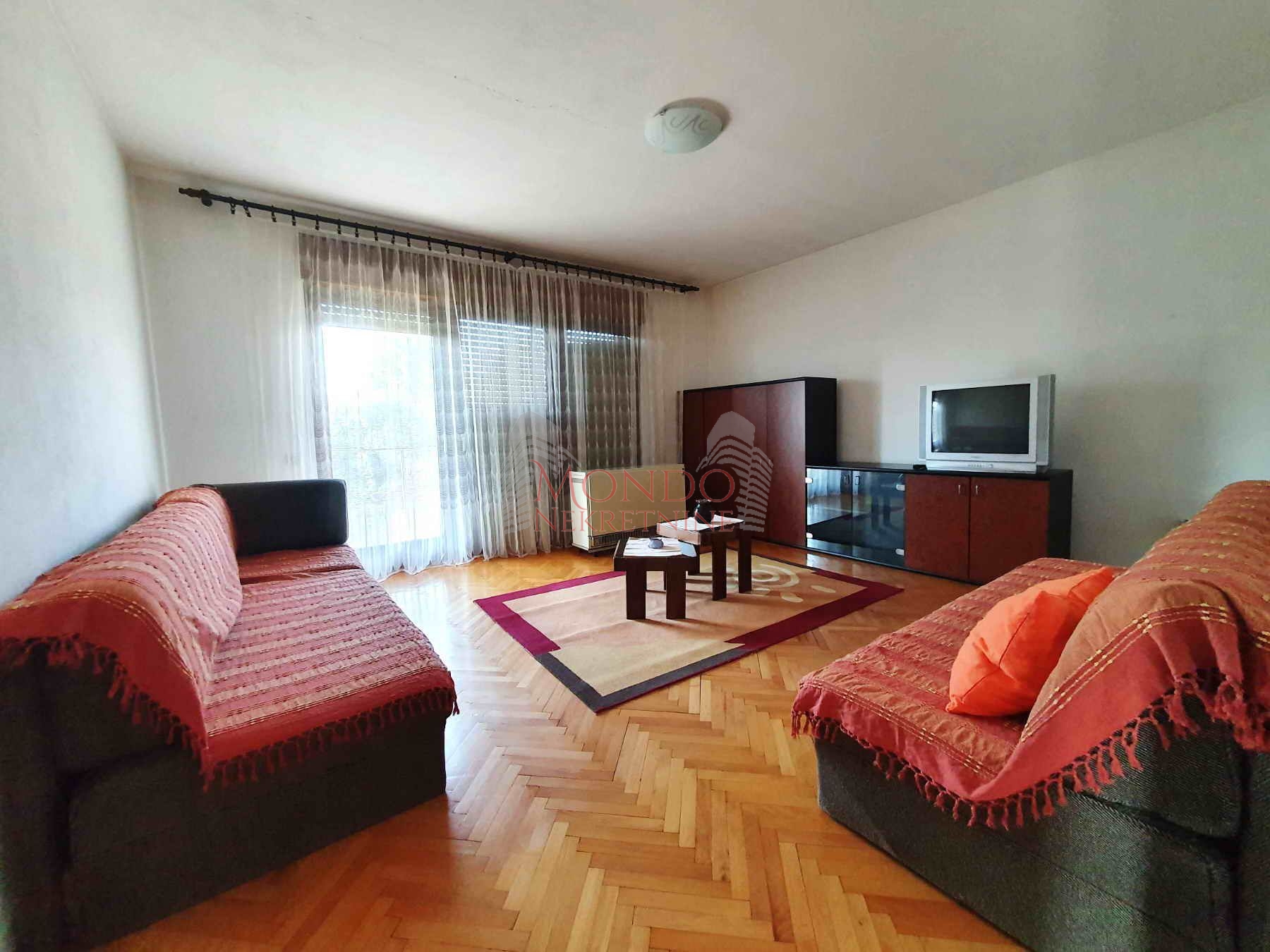 Trosoban stan u naselju b. bjegović, sa troškovima, Niš 3