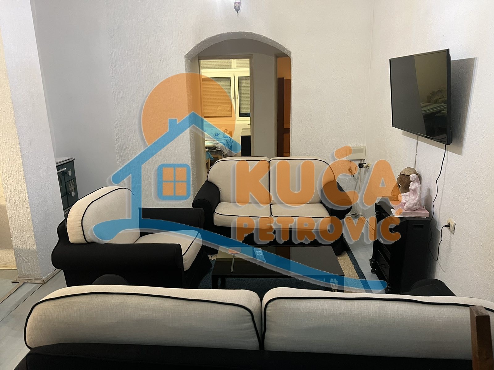 Trosoban stan, 60 m2, Palilula, Naselje Milka Protić ulica 1. ID: i-012642 1