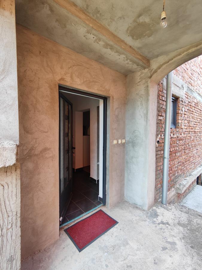 Kuća  od 450m2 na atraktivnoj lokaciji u gradu 21