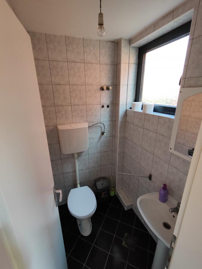 Kuća  od 450m2 na atraktivnoj lokaciji u gradu 23