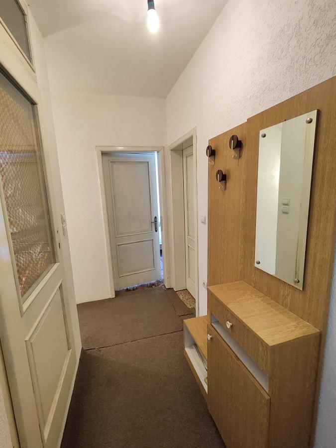 Kuća  od 450m2 na atraktivnoj lokaciji u gradu 38