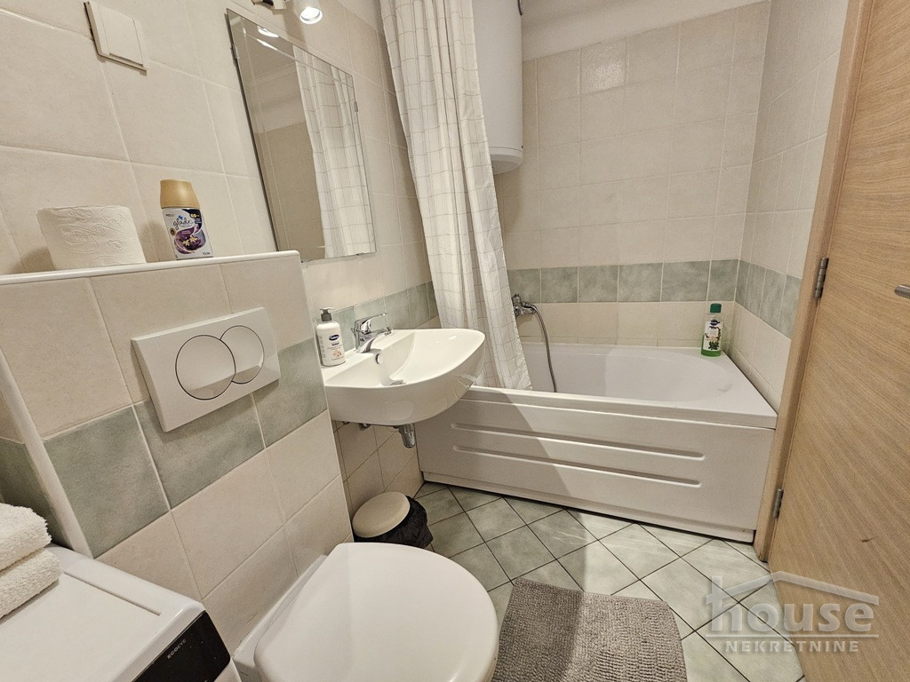 Stan,NOVI SAD,CARA DUŠANA 68m2,180250€ , ID: 1062631 10