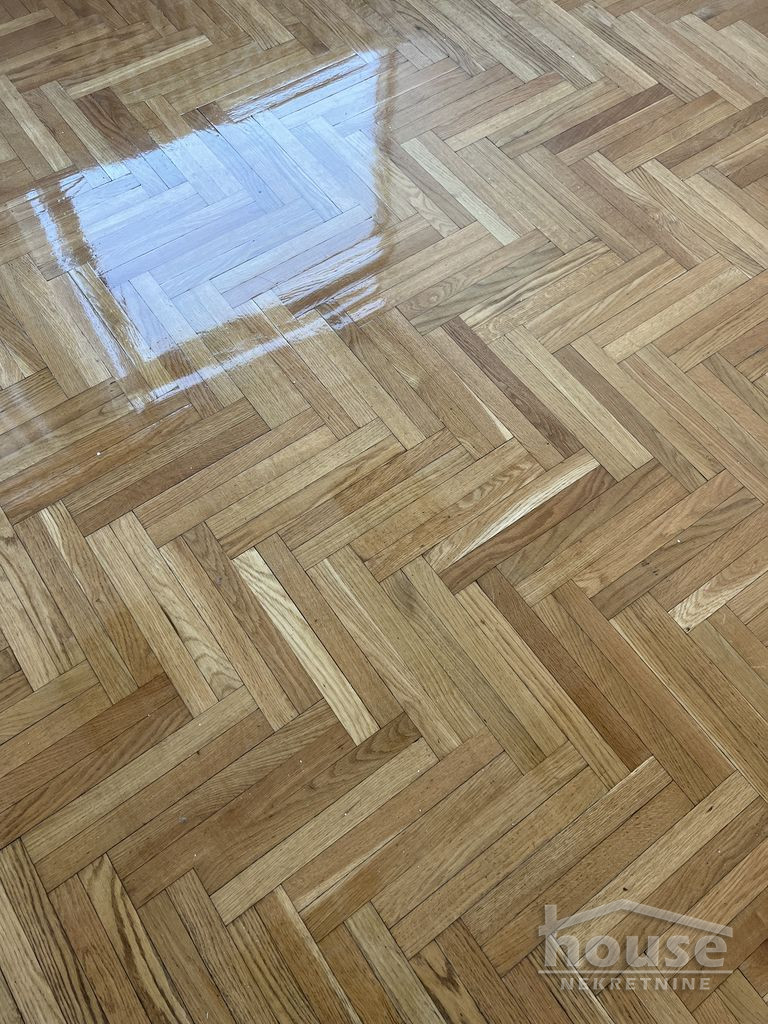 Lokal,NOVI SAD,SAJAM 47m2,133900€ , ID: 8091759 8