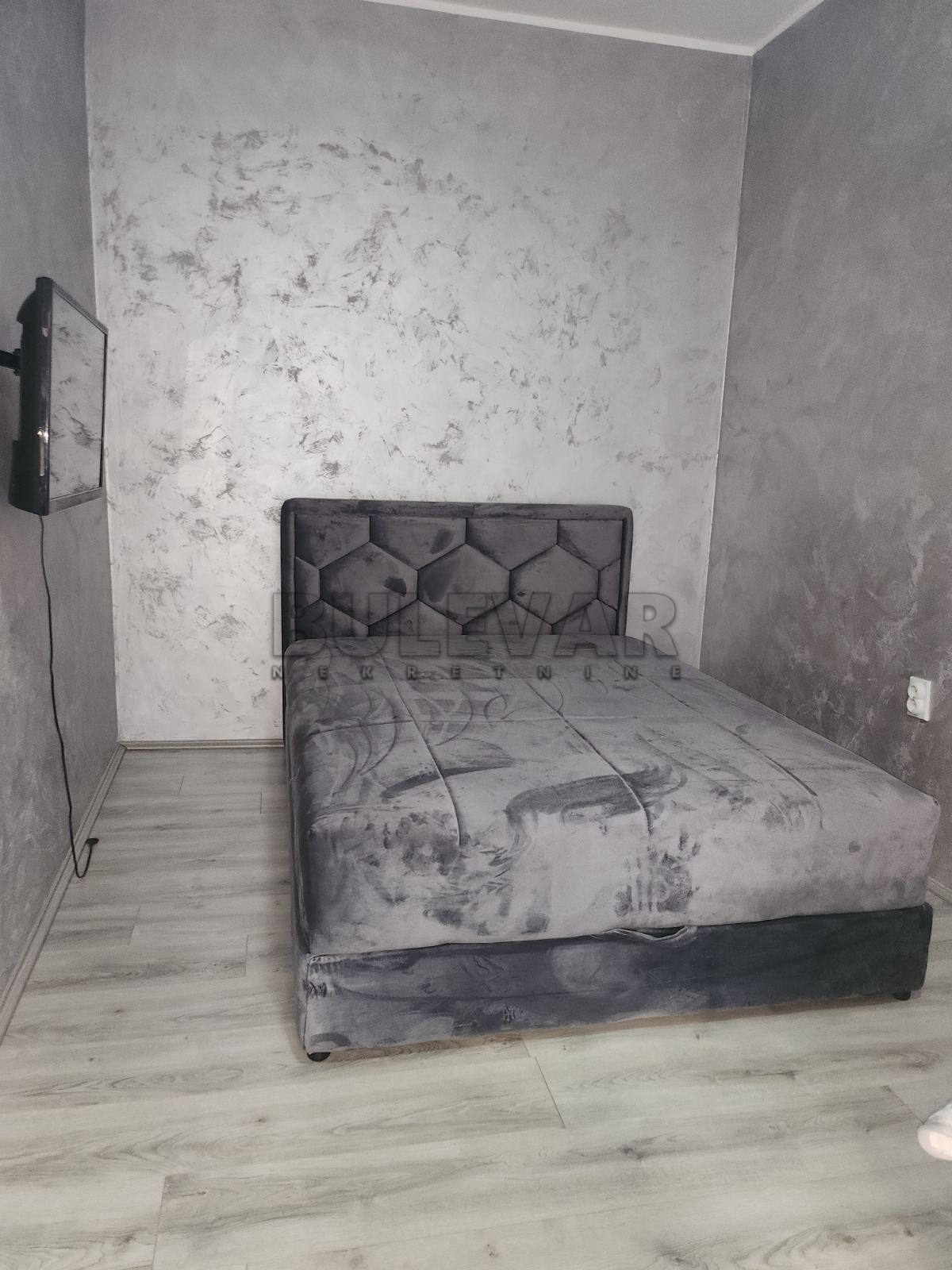 Jednosoban stan, 30 m2, Centar, Obrenovićeva ID: i-012675 3