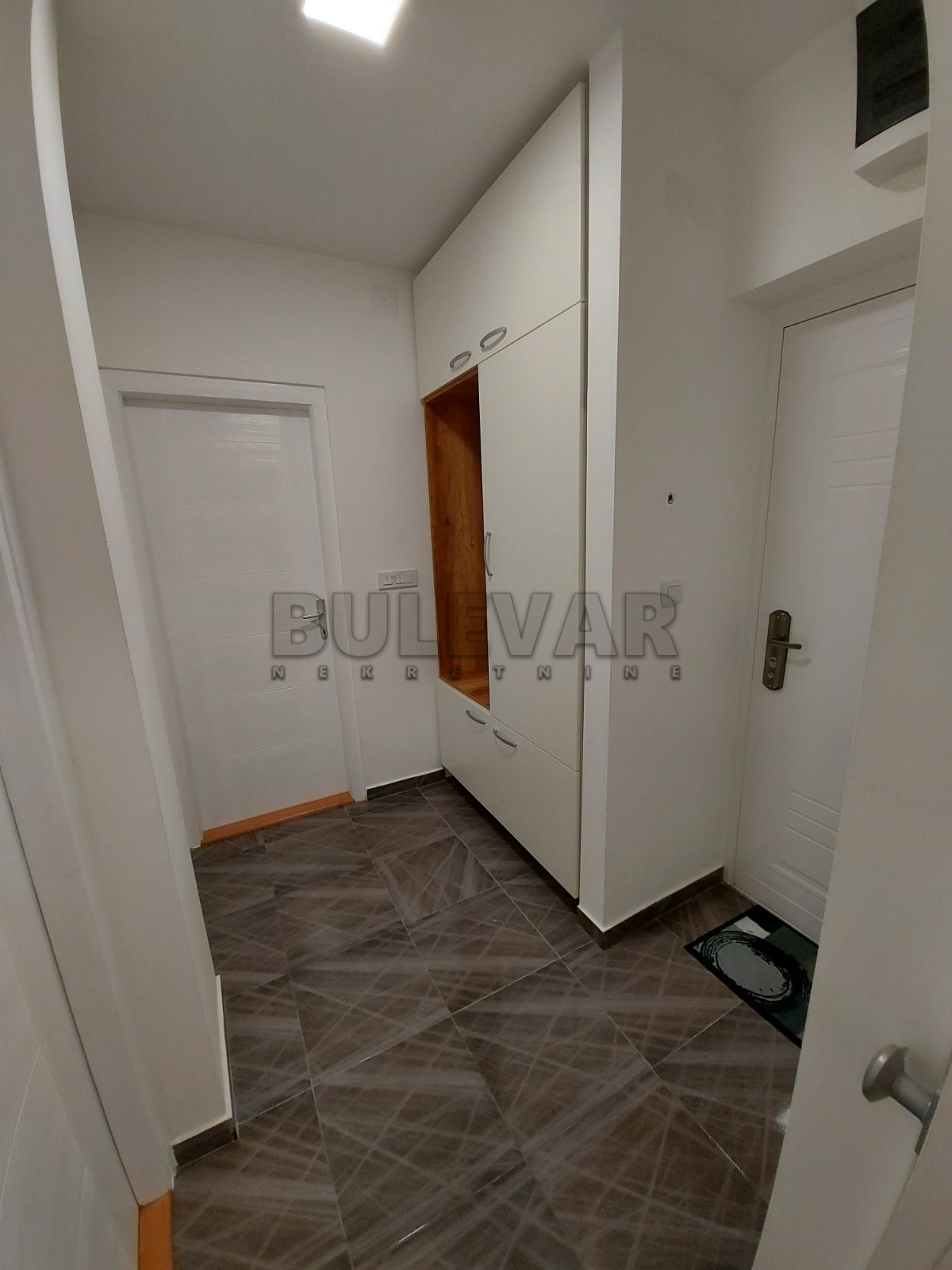 Jednosoban stan, 48 m2, Centar, Generala Milojka Lešjanina ID: i-012690 7